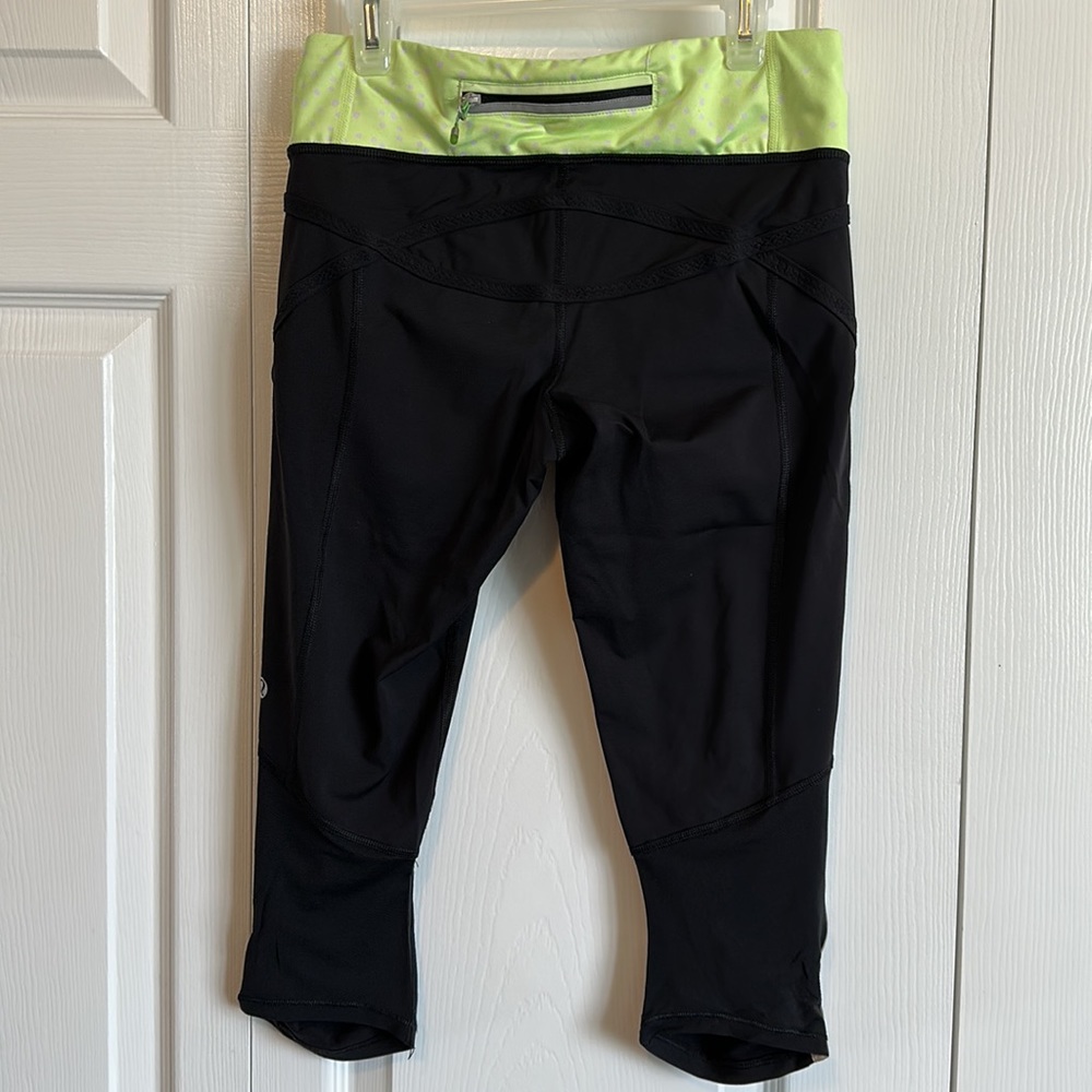 Lululemon capri - Picture 2 of 3